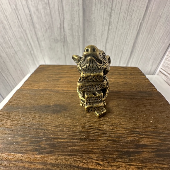 Mini Brass Struggle Pig Figurine - Picture 2 of 9